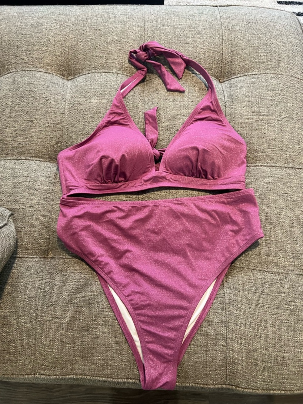 NWOT Cupshe Luminescent Molded Halter & High Waist Plus Size Bikini Set